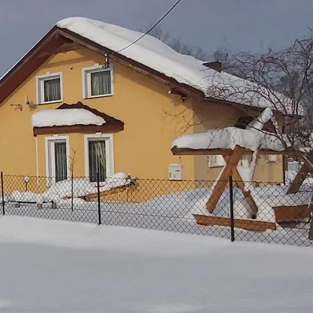 Holiday home Rafi House Relax I Dom Kolo Szczyrku